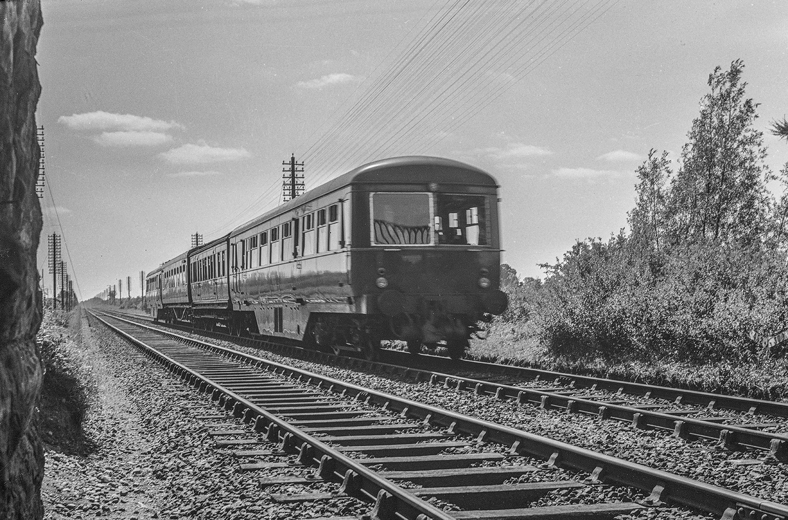 Train 1950s Kildare Jul 1953 IrishRailwaySociety